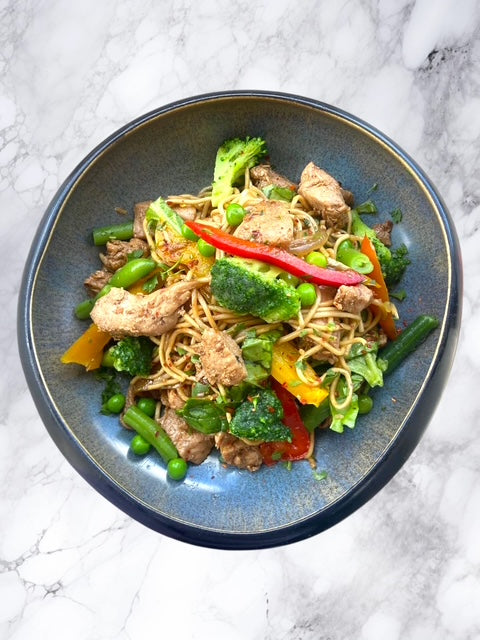 Chow Mein de pollo
