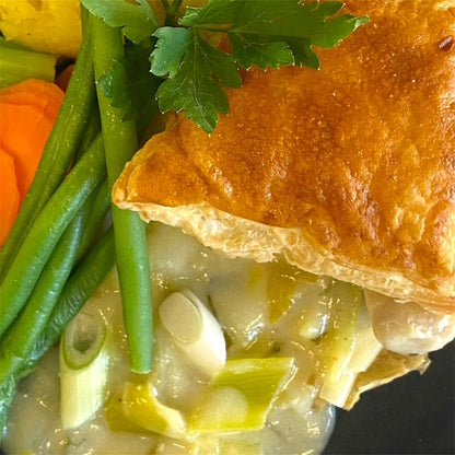 Chicken Pie with Mash & Vegetables