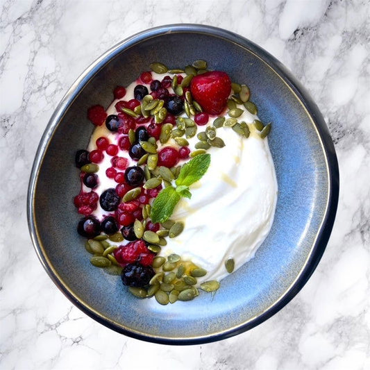 Greek Yoghurt with Berries - Dindins