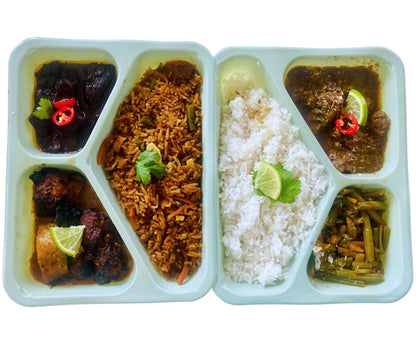 Indonesian Ricetable for 2/4/6/8 persons - 6 Dishes - Rendang - Satay - Ketjap - Dindins