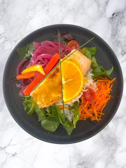 Ensalada de pollo con mostaza y miel