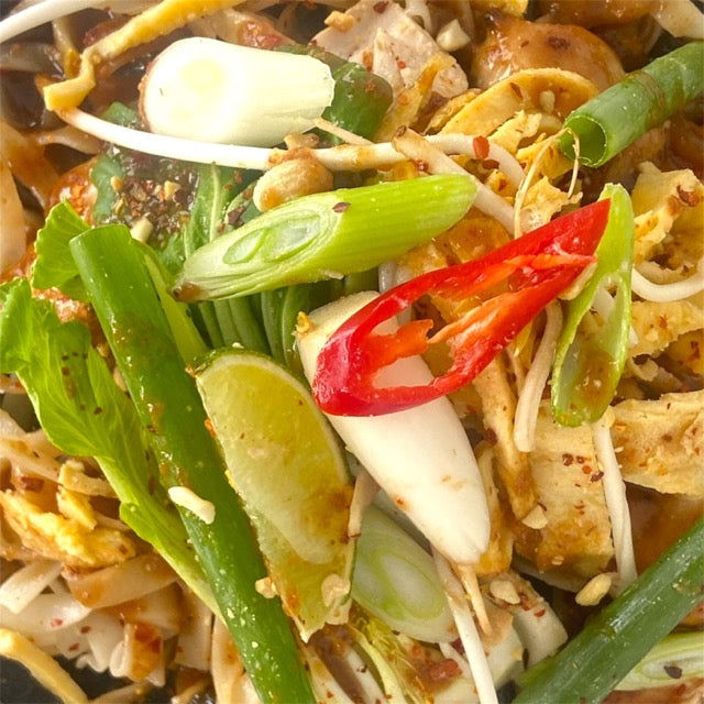 Pad Thai with Chicken - Dindins
