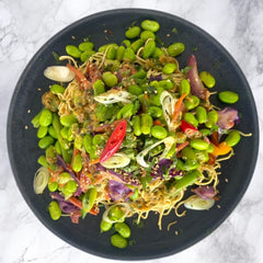 Thaise Roerbak met Edamame en Noedels