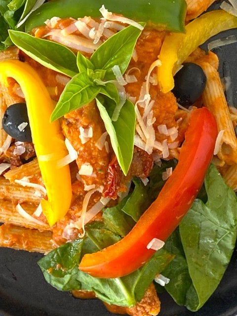 Tuscan Chicken with Wholegrain Pasta - Dindins