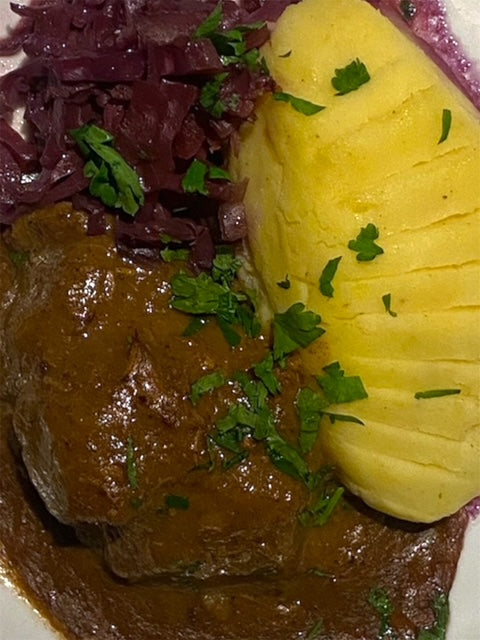 Dutch Hachee with Tender Beef, Red Cabbage, Apple and Mashed Potatoes